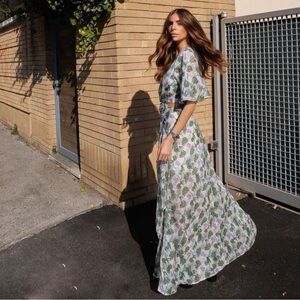 MAJE Maxi Dress Size 36 Small Floaty Floral-Leaf Print Flutter Sleeve Lined
